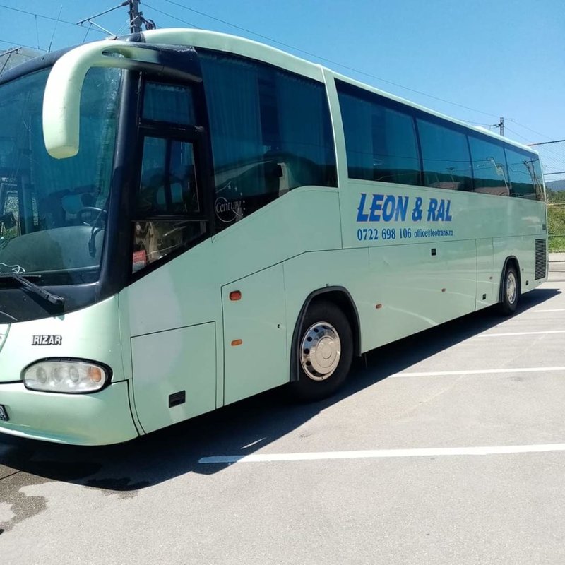 Leon & Ral Trans - transport persoane, inchirieri microbuze, autocare